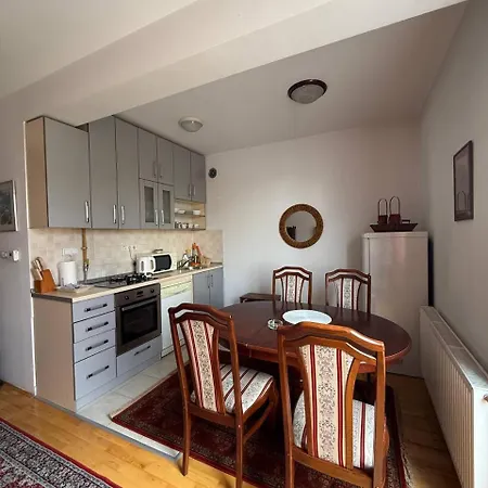 Apartment Grandma's Cozy